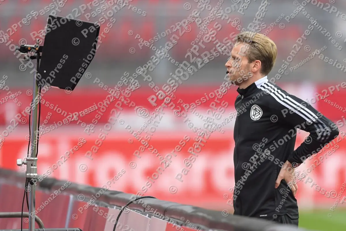 FCNFCS_20211128_0013