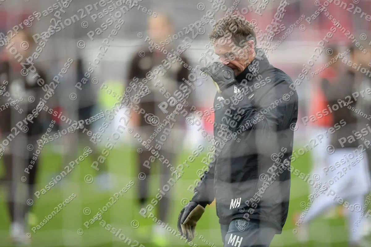 FCNFCS_20211128_0157