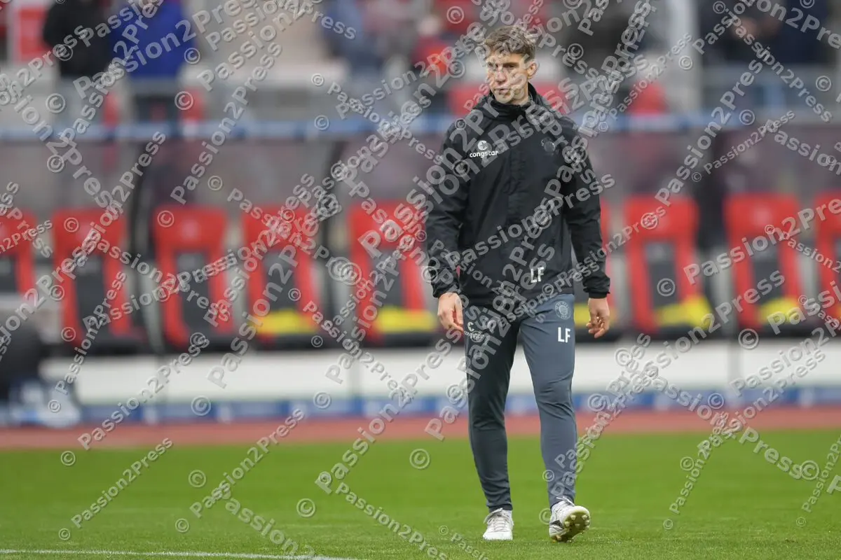 FCNFCS_20211128_0200