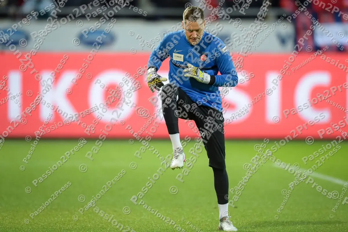 FCHH96_20220204_0030