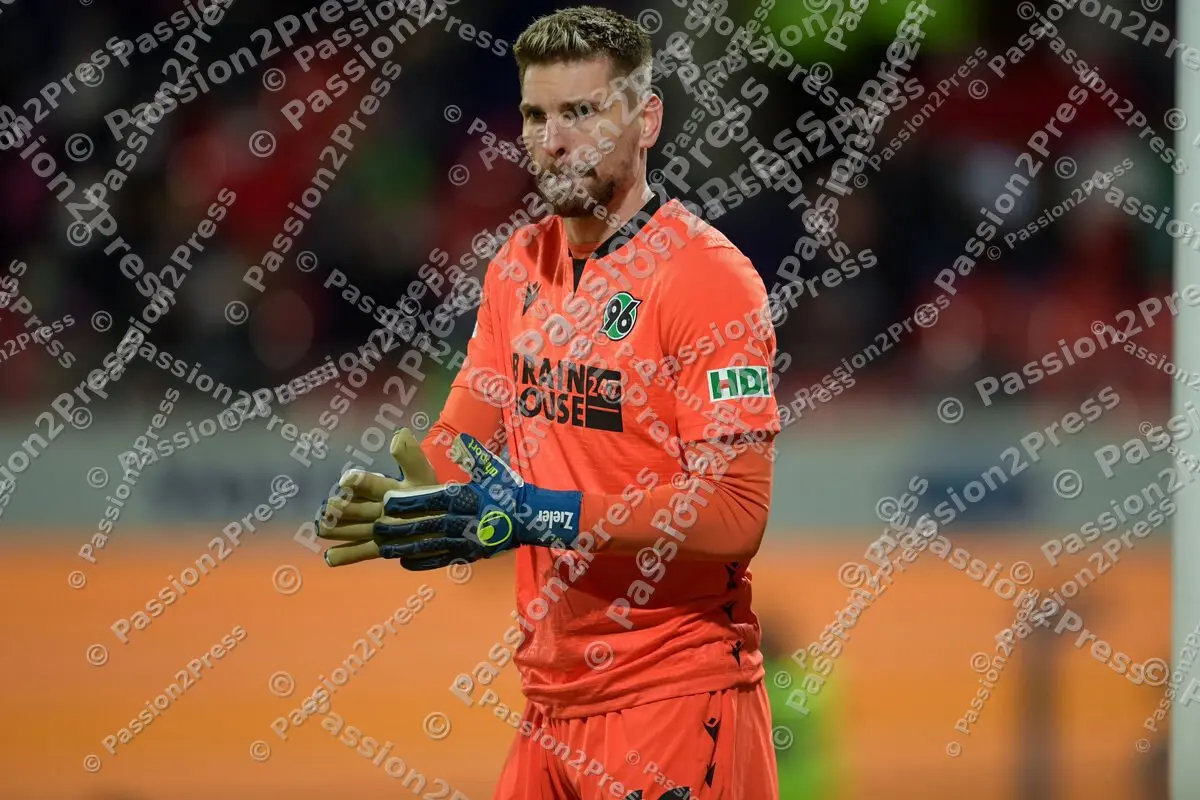 FCHH96_20220204_0453