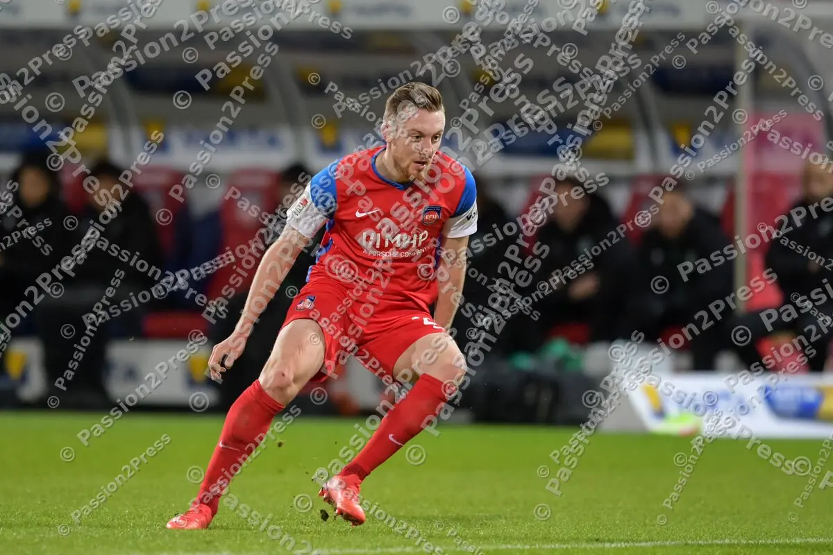 FCHH96_20220204_0640