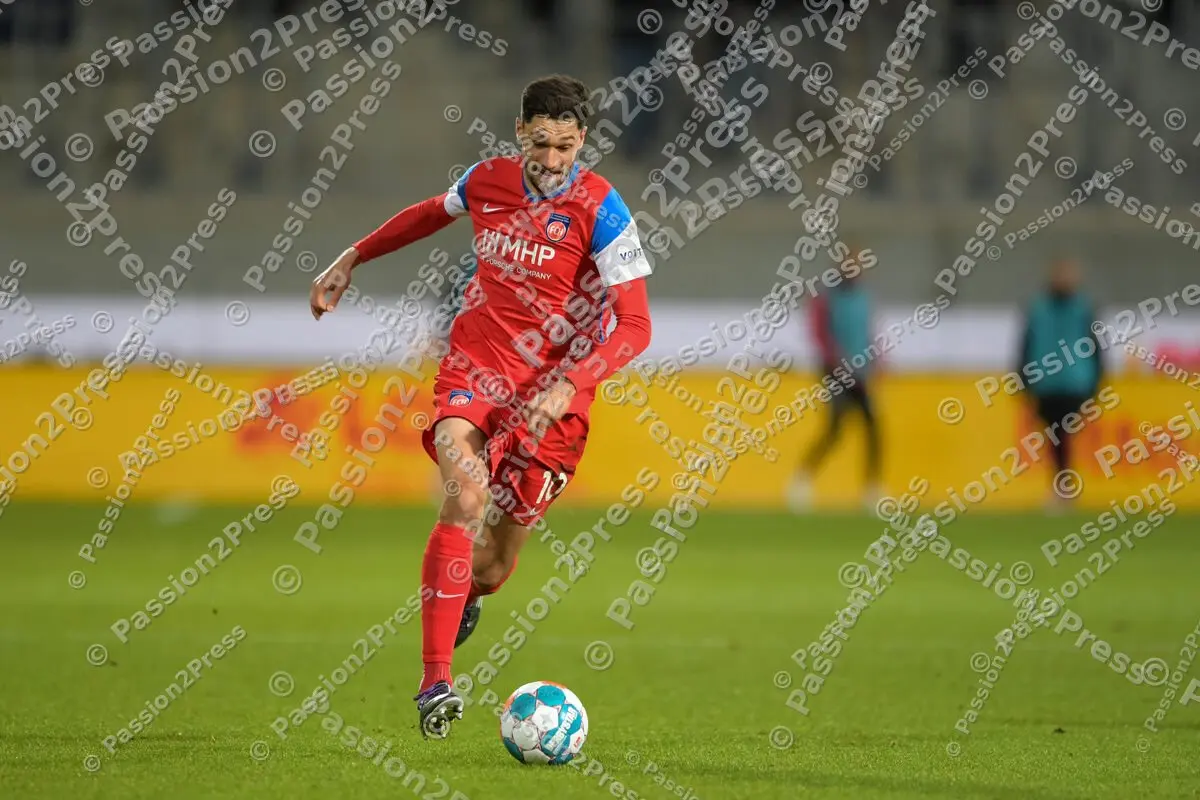 FCHH96_20220204_0675