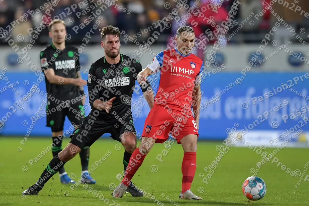 FCHH96_20220204_1573