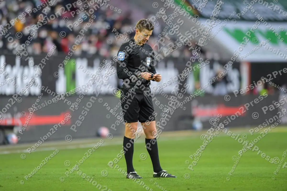 FCASCF_20220219_1940