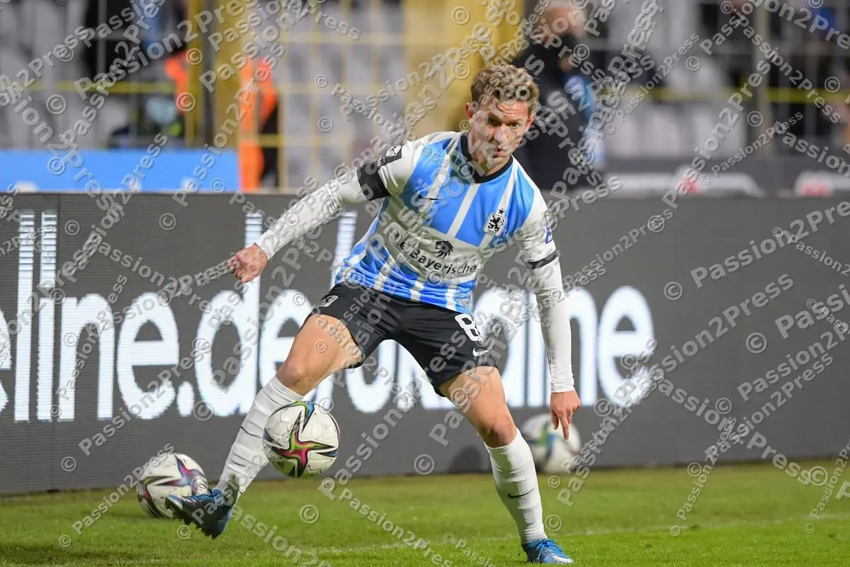 M60FCK_20220301_0659