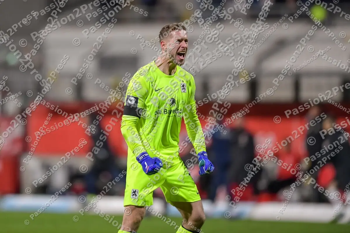 M60FCK_20220301_1682