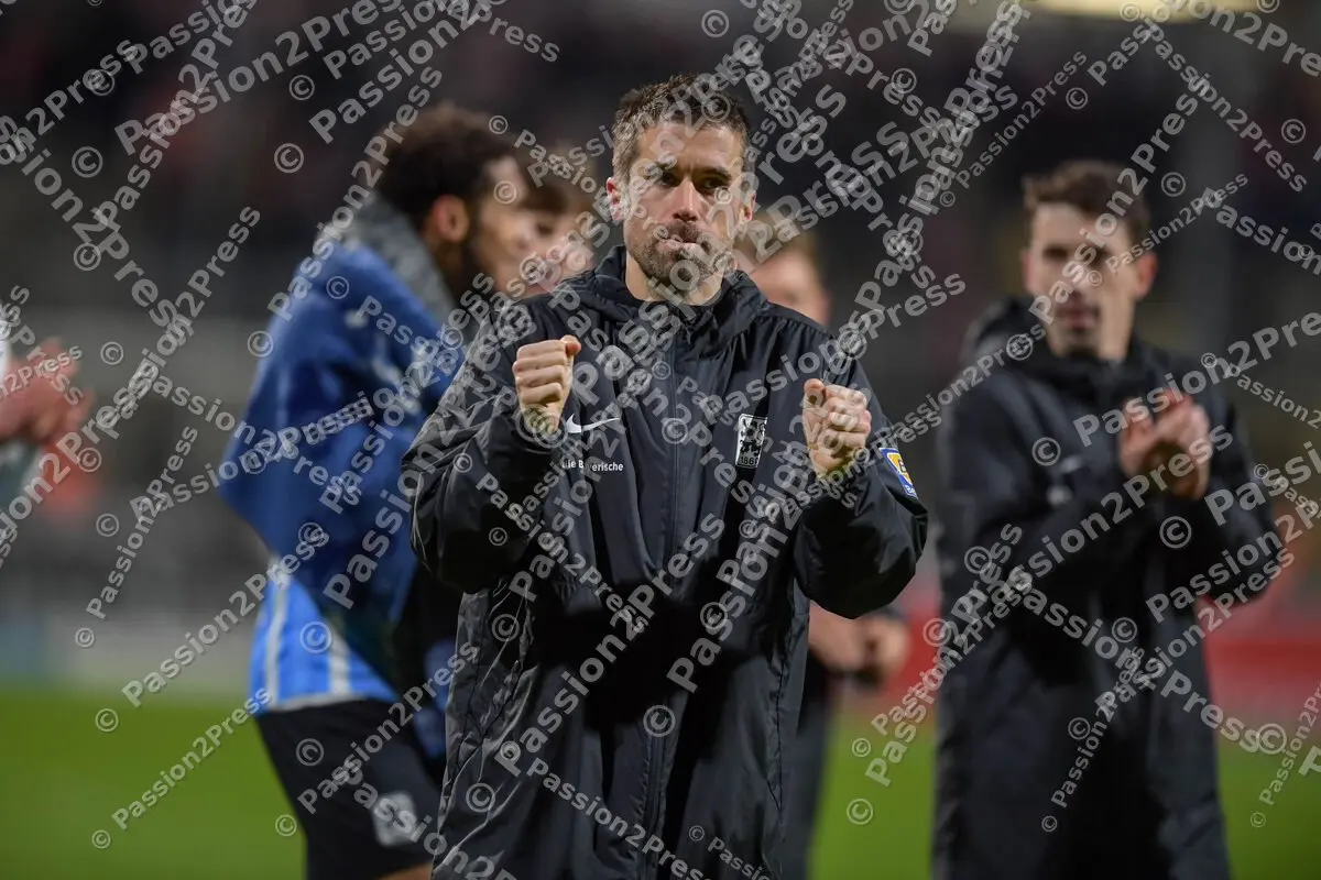 M60FCK_20220301_1779