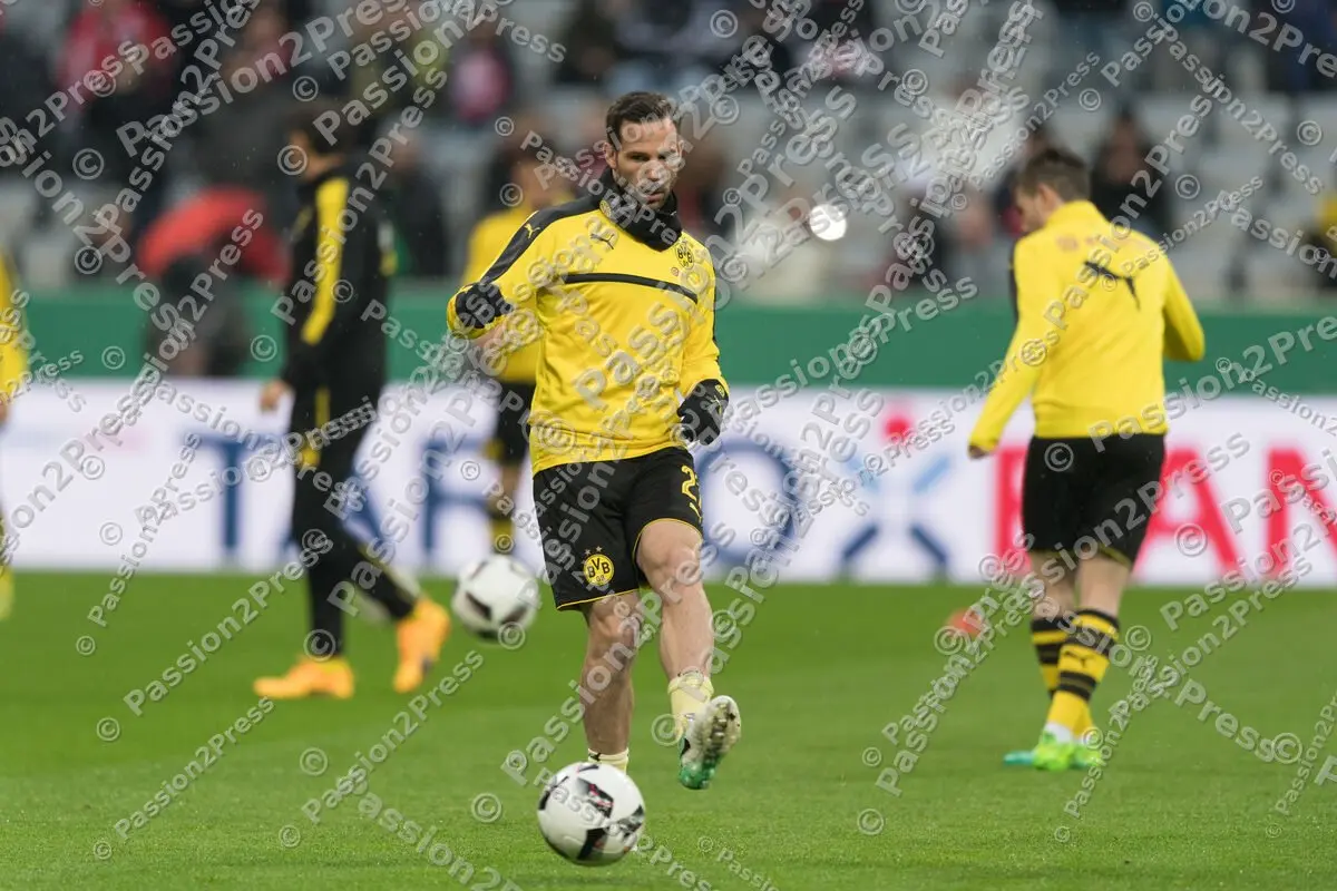 mf_FCBBVB_20170426_0107