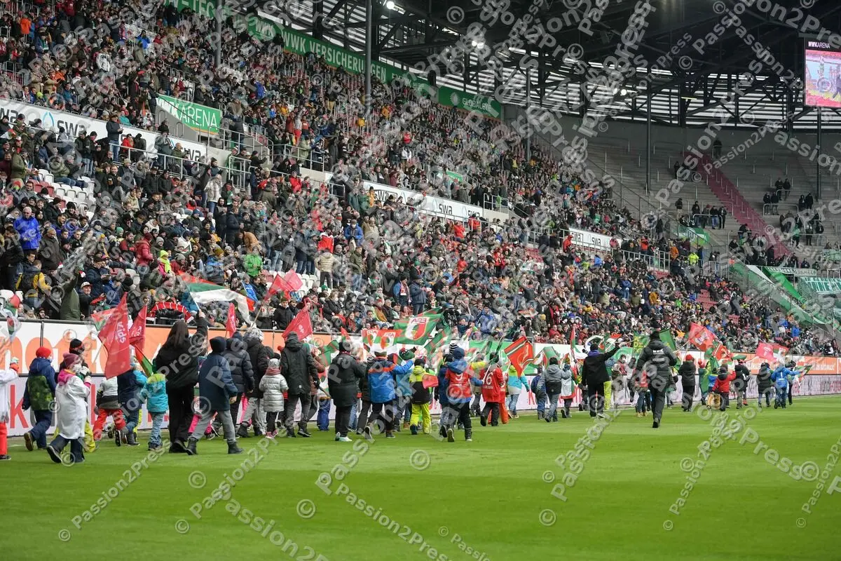 FCAWOB_20220403_0044