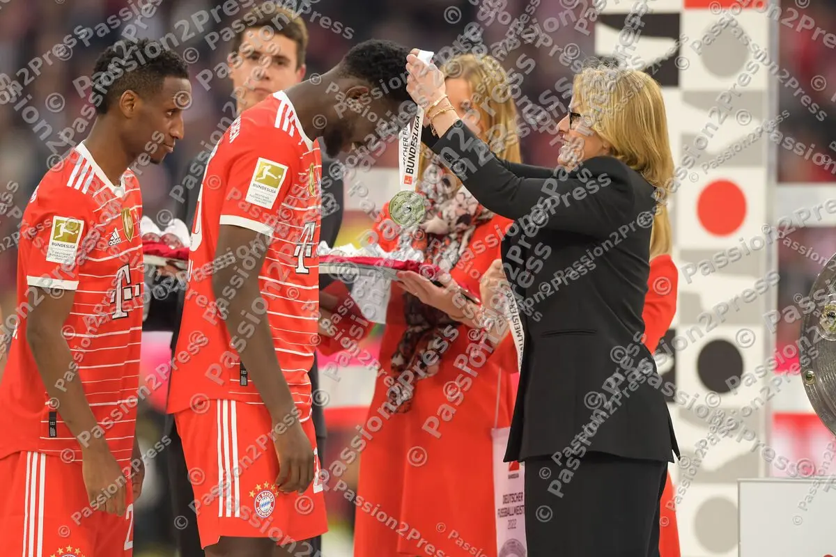 FCBVFB_20220508_1946