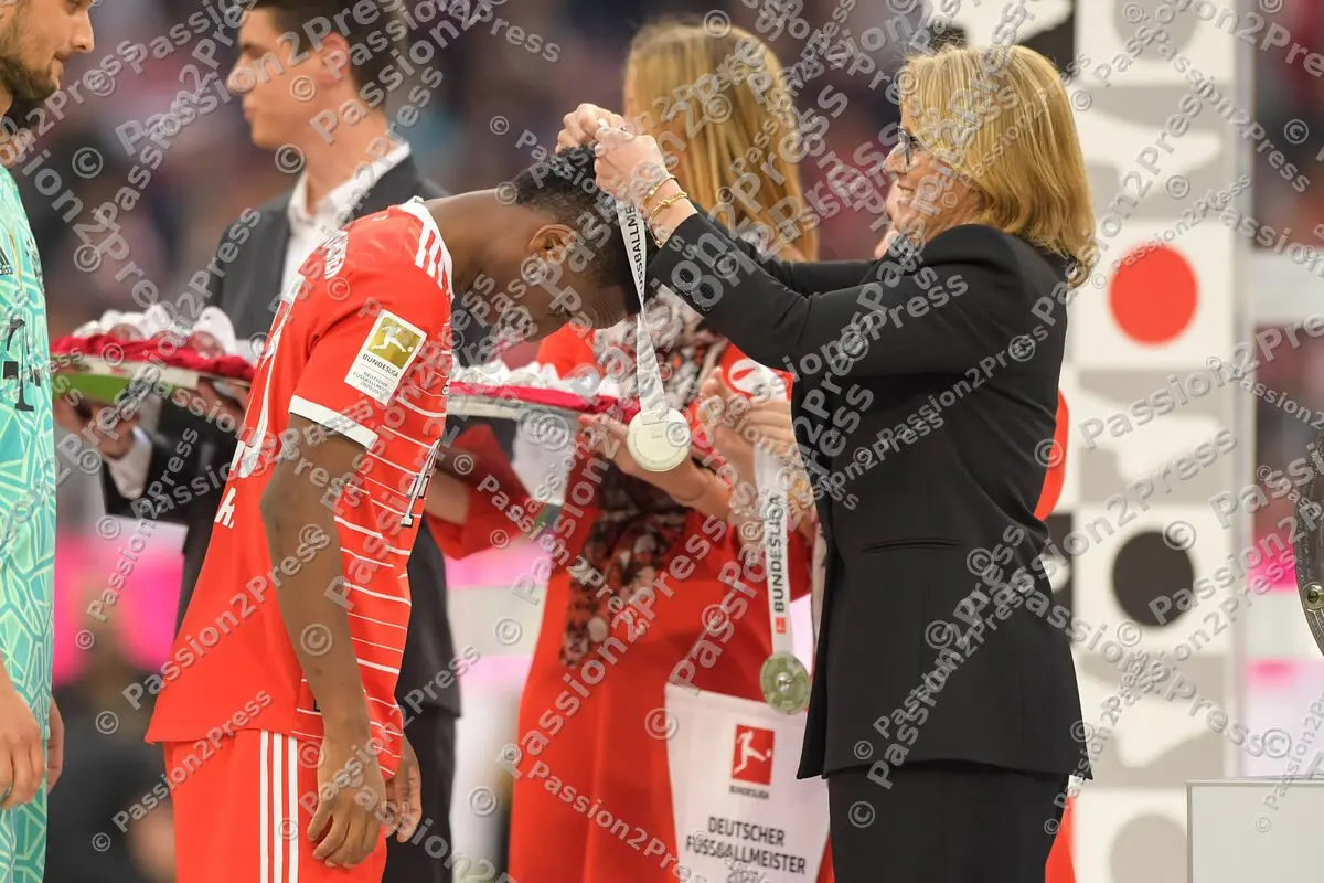 FCBVFB_20220508_1953