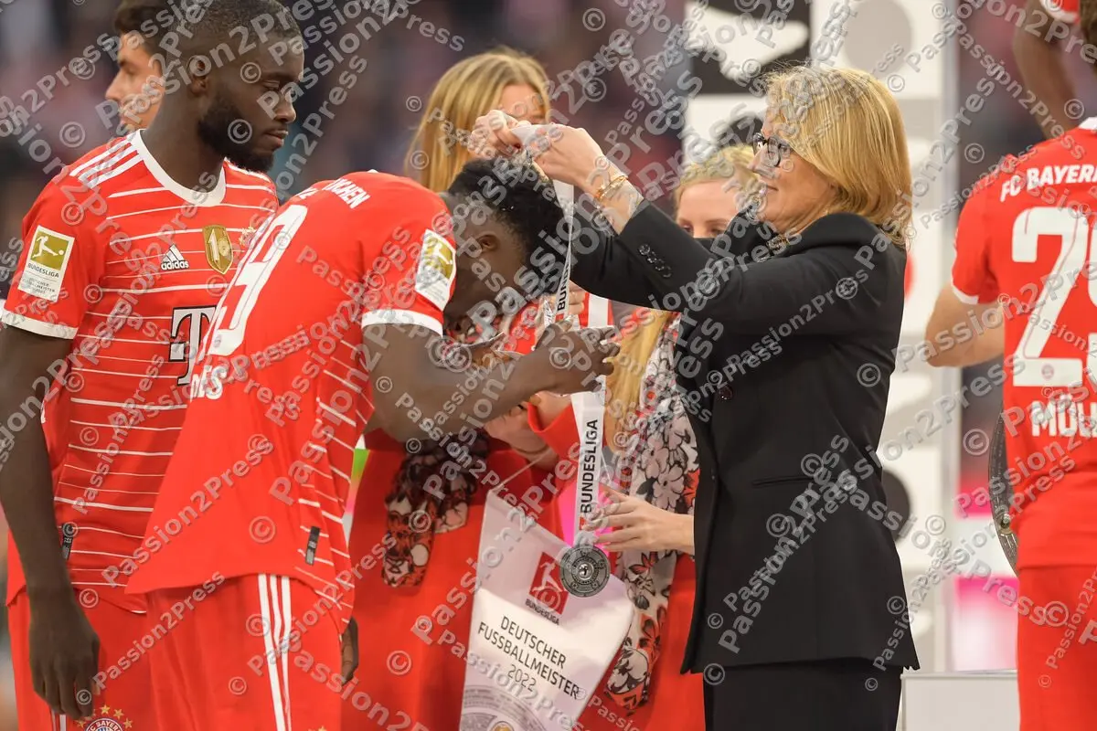 FCBVFB_20220508_2006