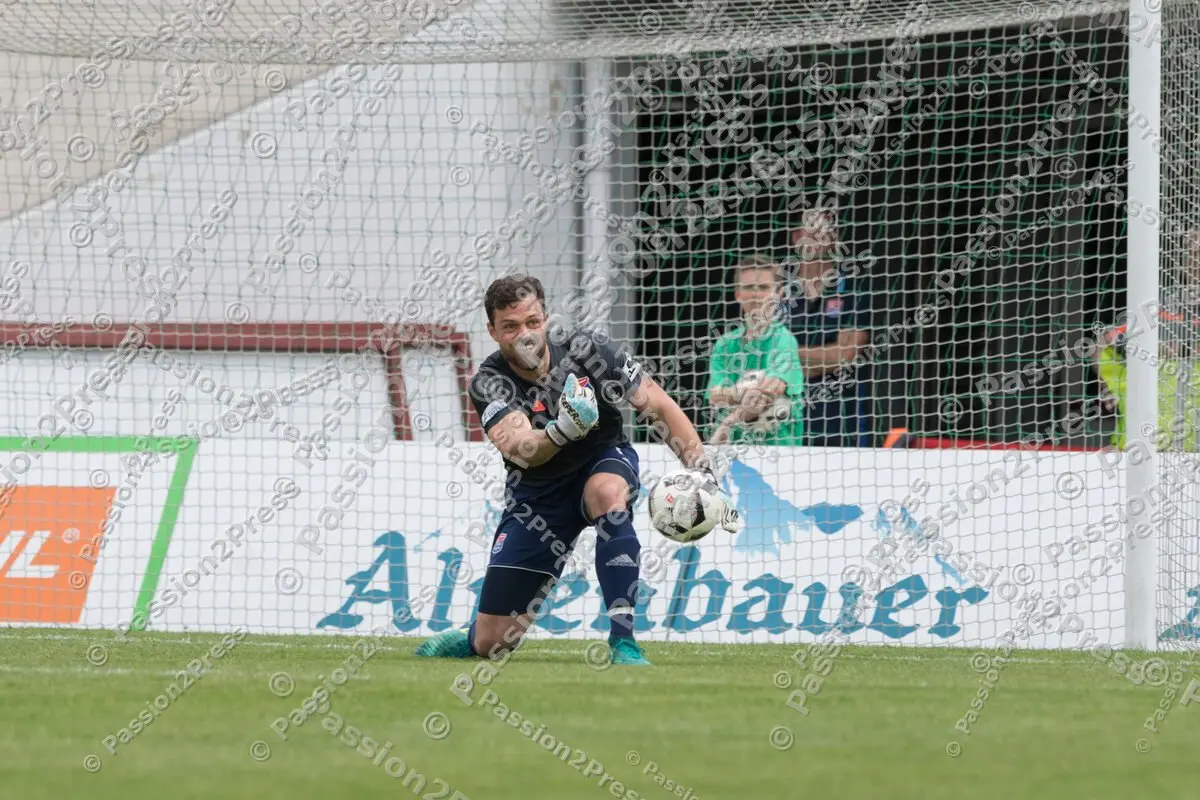 mf_UHGBAY_20170513_0159