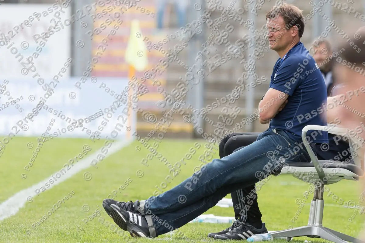 mf_UHGBAY_20170513_0472