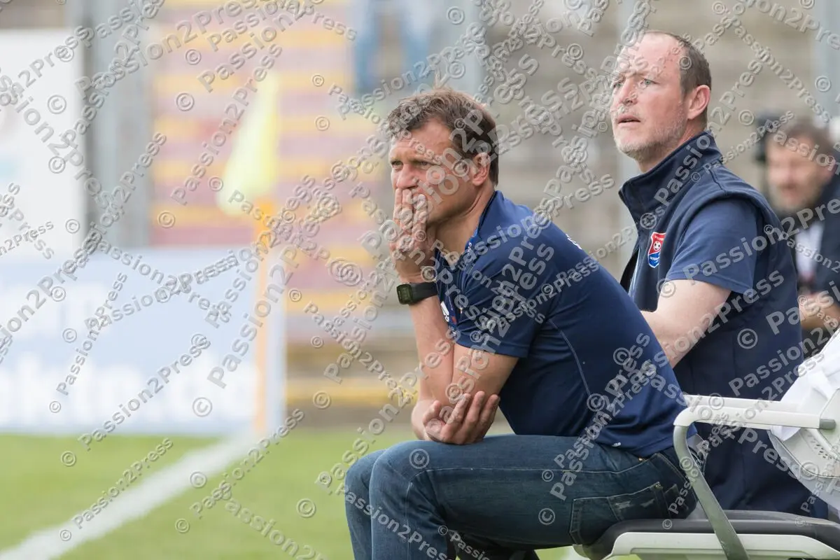 mf_UHGBAY_20170513_0553