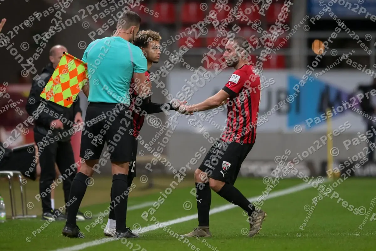 FCIFSVZ_20221003_1925