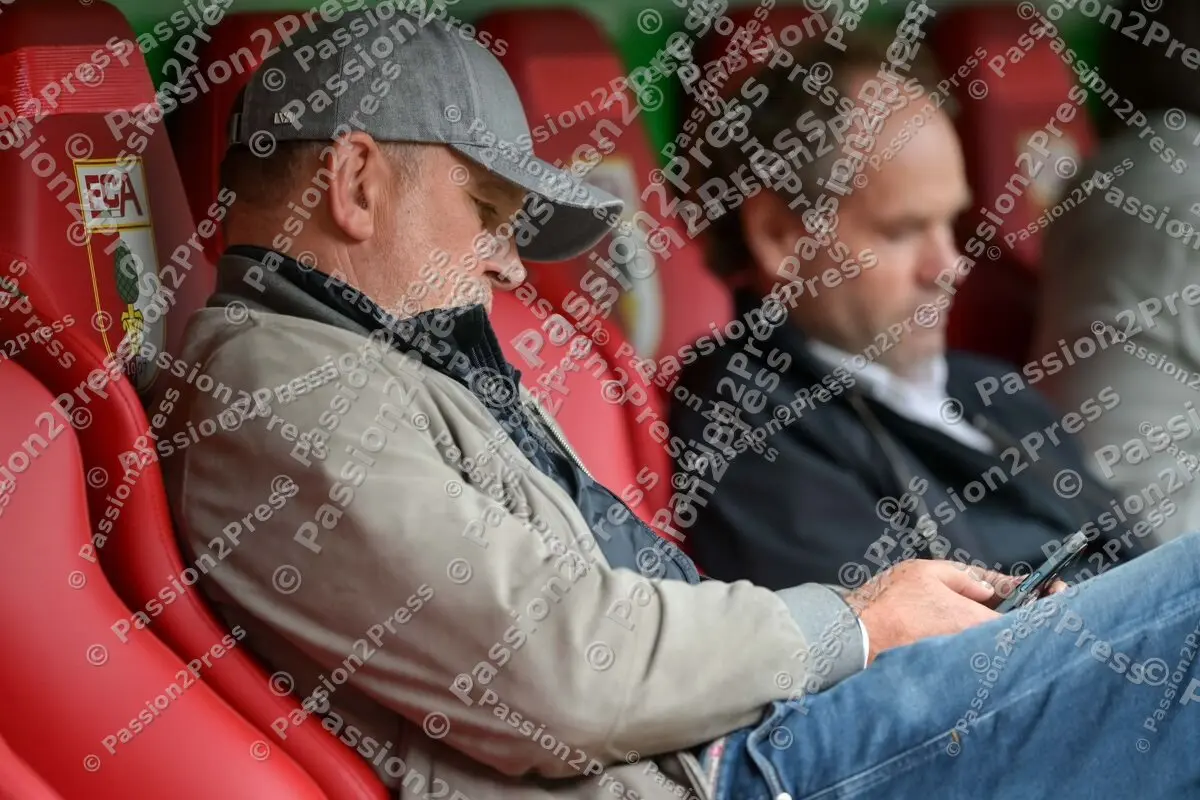 FCAWOB_20221008_0109