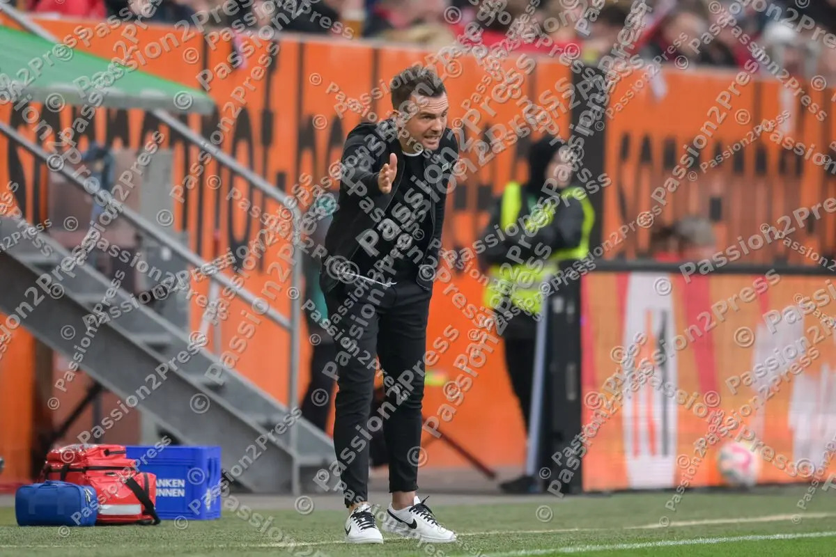 FCAWOB_20221008_0823