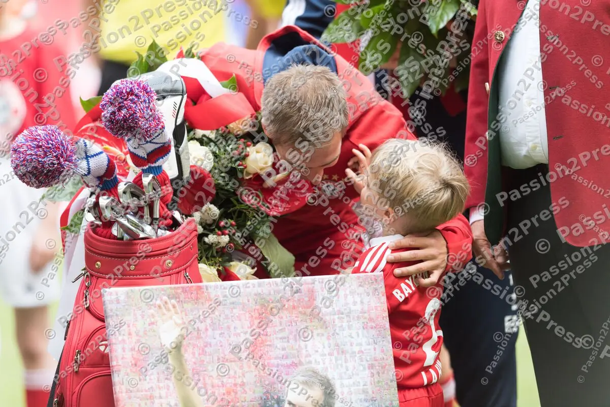 mf_FCBSCF_20170520_0519