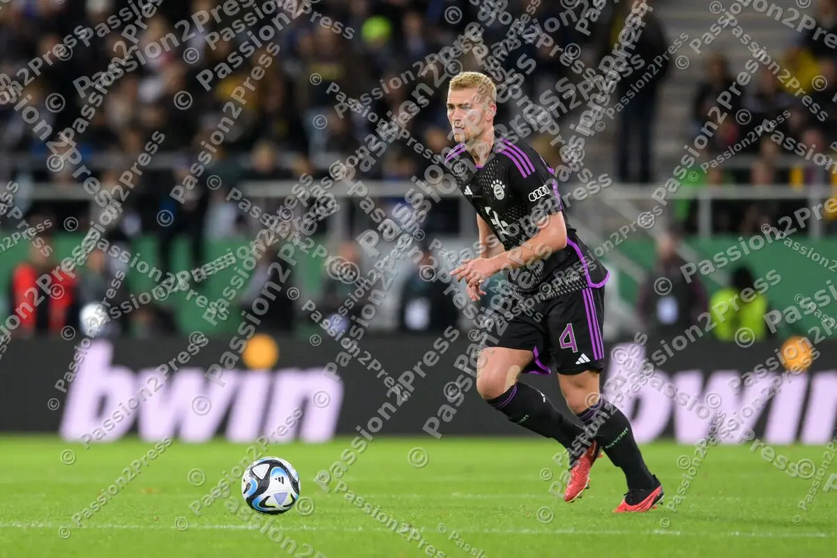 FCSFCB_20231101_0383