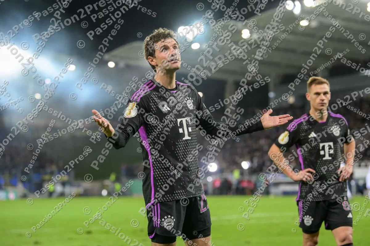 FCSFCB_20231101_1977