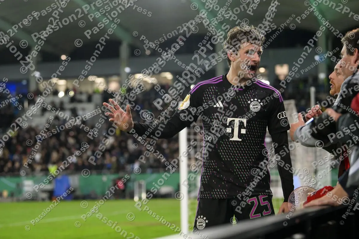 FCSFCB_20231101_2061