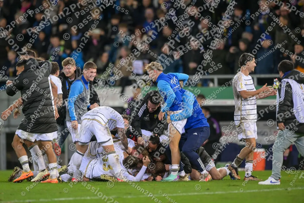 FCSFCB_20231101_2466