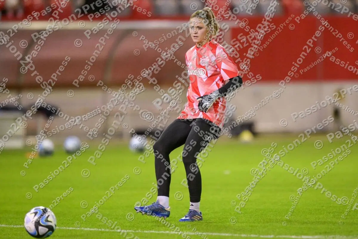 FCBFB04_20231211_0060