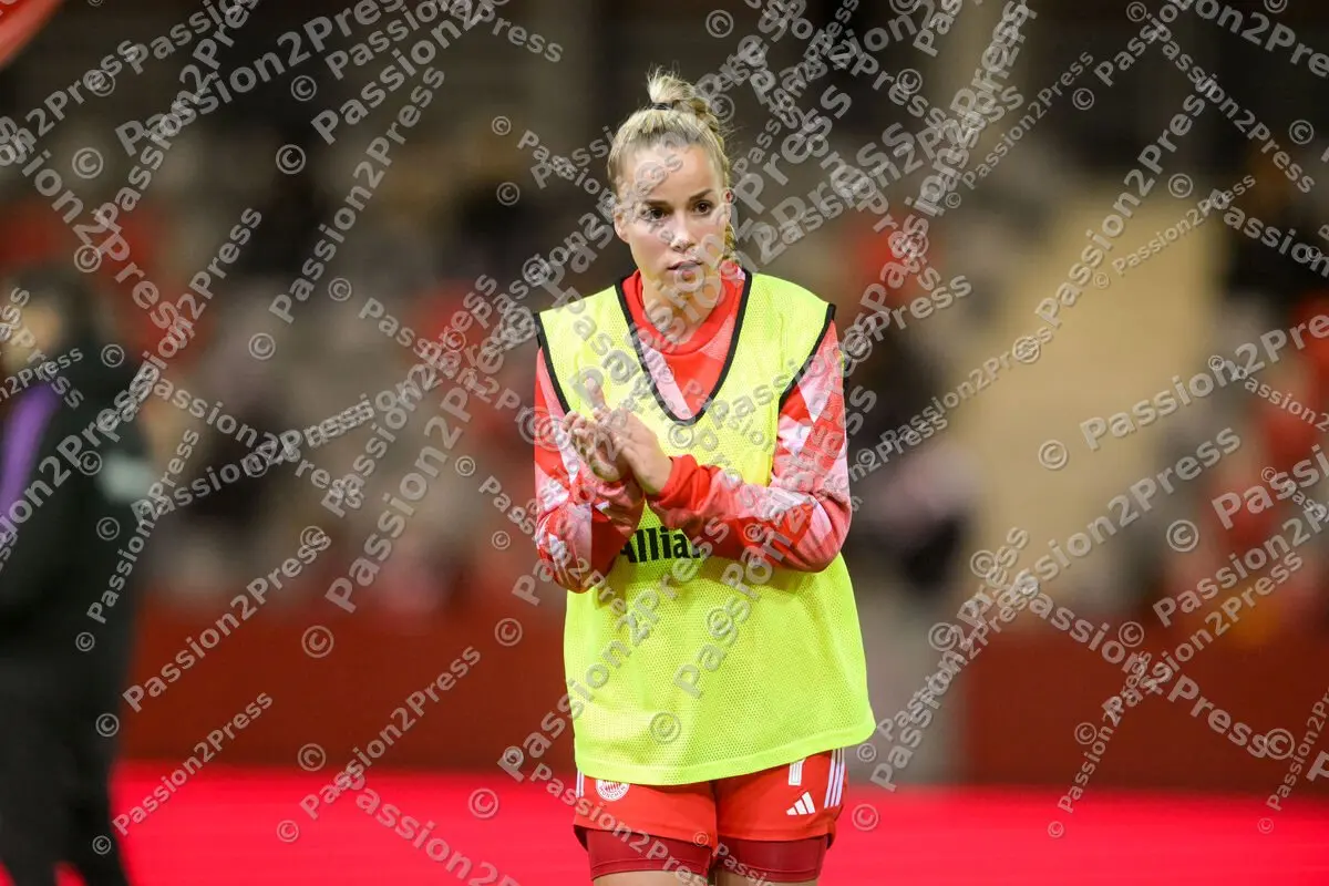 FCBFB04_20231211_0286