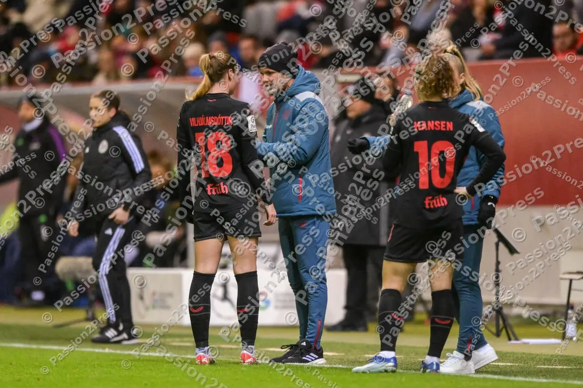 FCBFB04_20231211_1094