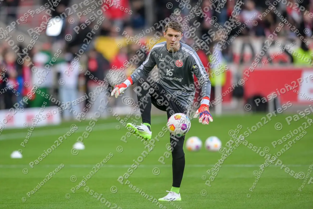 VFBM05_20240211_0185