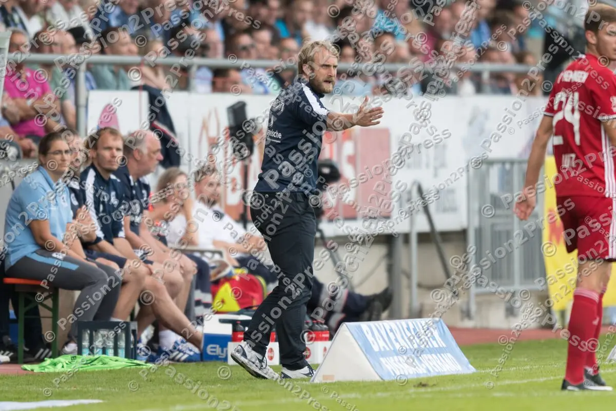 mf_FCM60_20170713_0462