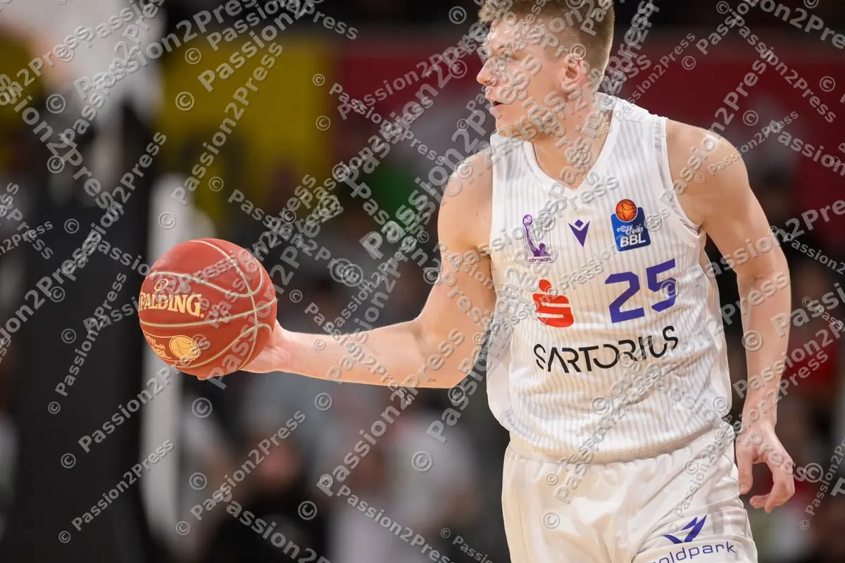 FCBBBGG_20240228_0434