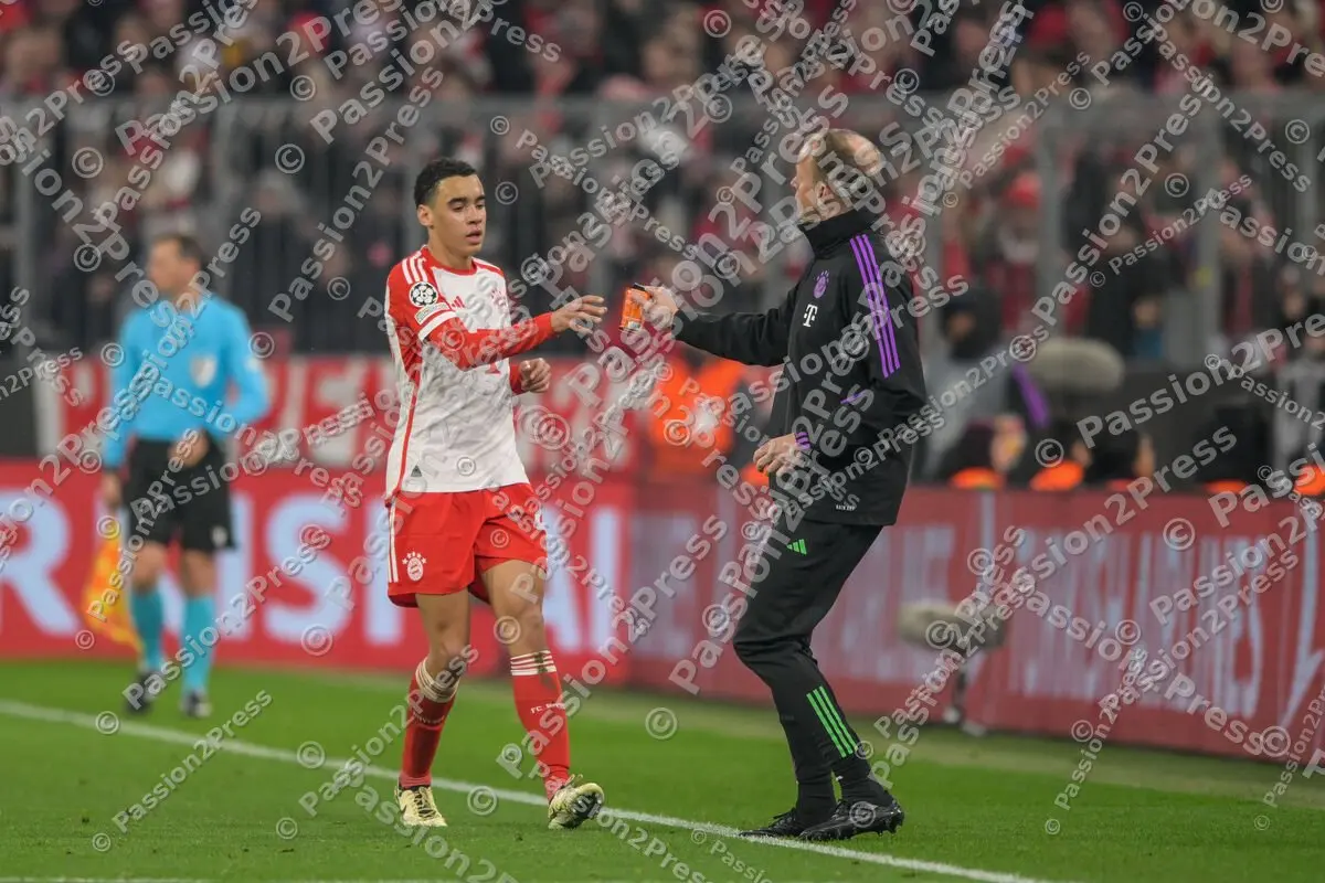 FCBSSLR_20240305_1200