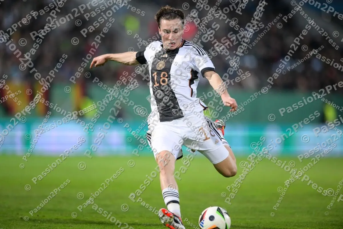 GERU21RKS_20240322_0380