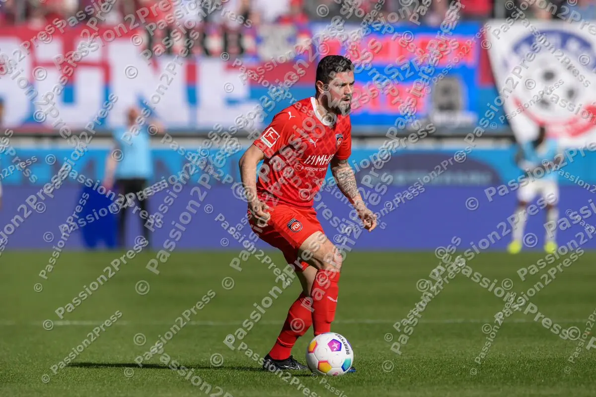 HDHFCB_20240406_1672