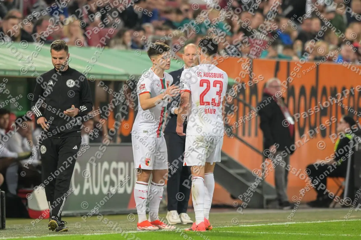 FCAUBER_20240412_1254