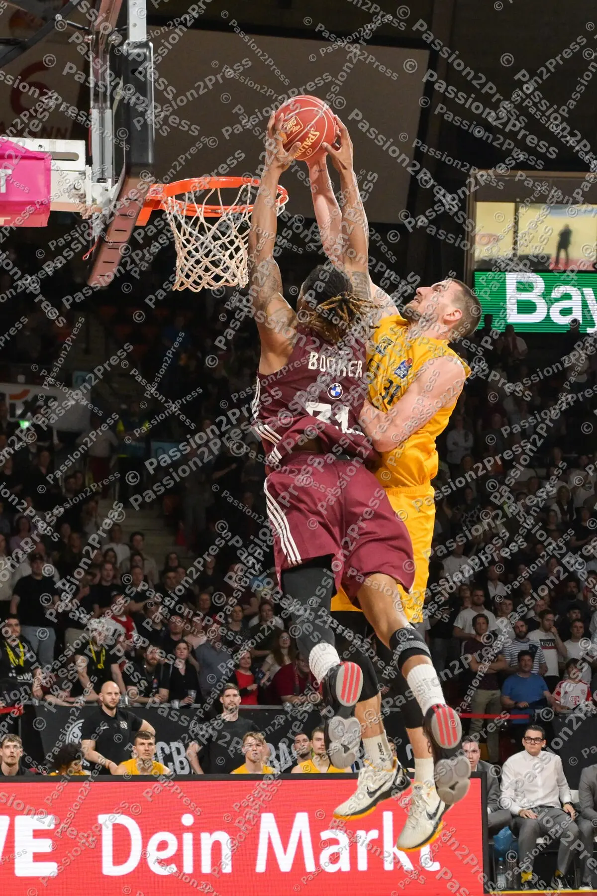 FCBBTT_20240428_1602