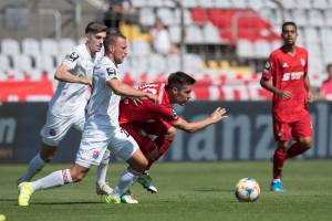 FCBIIUHG_20190831_0404
