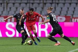 FCBIIHFC_20200217_0644