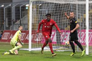 FCBIIHFC_20200217_0742