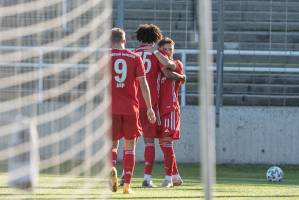 FCBWM20201025_0421