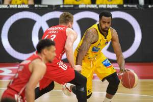 FCBLWB_20210604_0126