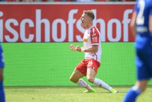 210821 SSV Jahn Regensburg - Schalke 04