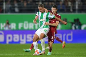 210924 SpVgg Greuther Fürth - FC Bayern München