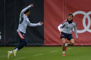 211019 Abschlusstraining FC Bayern München