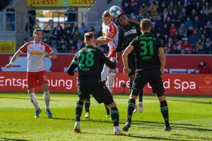 211024 SSV Jahn Regensburg - Hannover 96