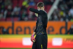 220227 FC Augsburg - BV Borussia Dortmund