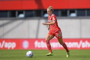 220826 FC Bayern München Frauen - Atletico Madrid